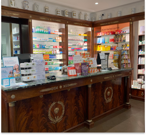Comptoir de la Pharmacie de Bourg-de-Four à Genève où commander ses médicaments sur ordonnance ou non